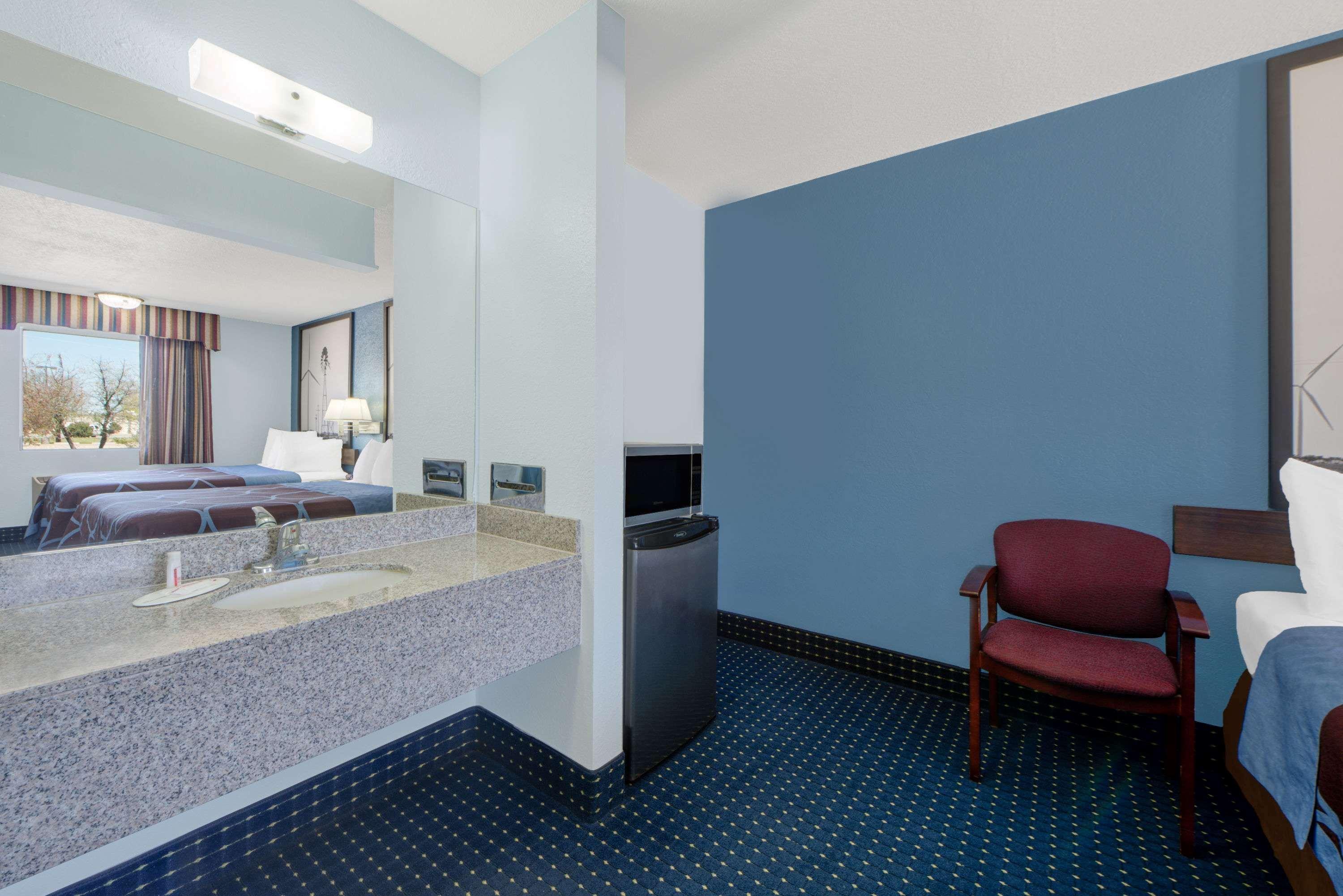 Motel Super 8 By Wyndham Dumas Tx Esterno foto