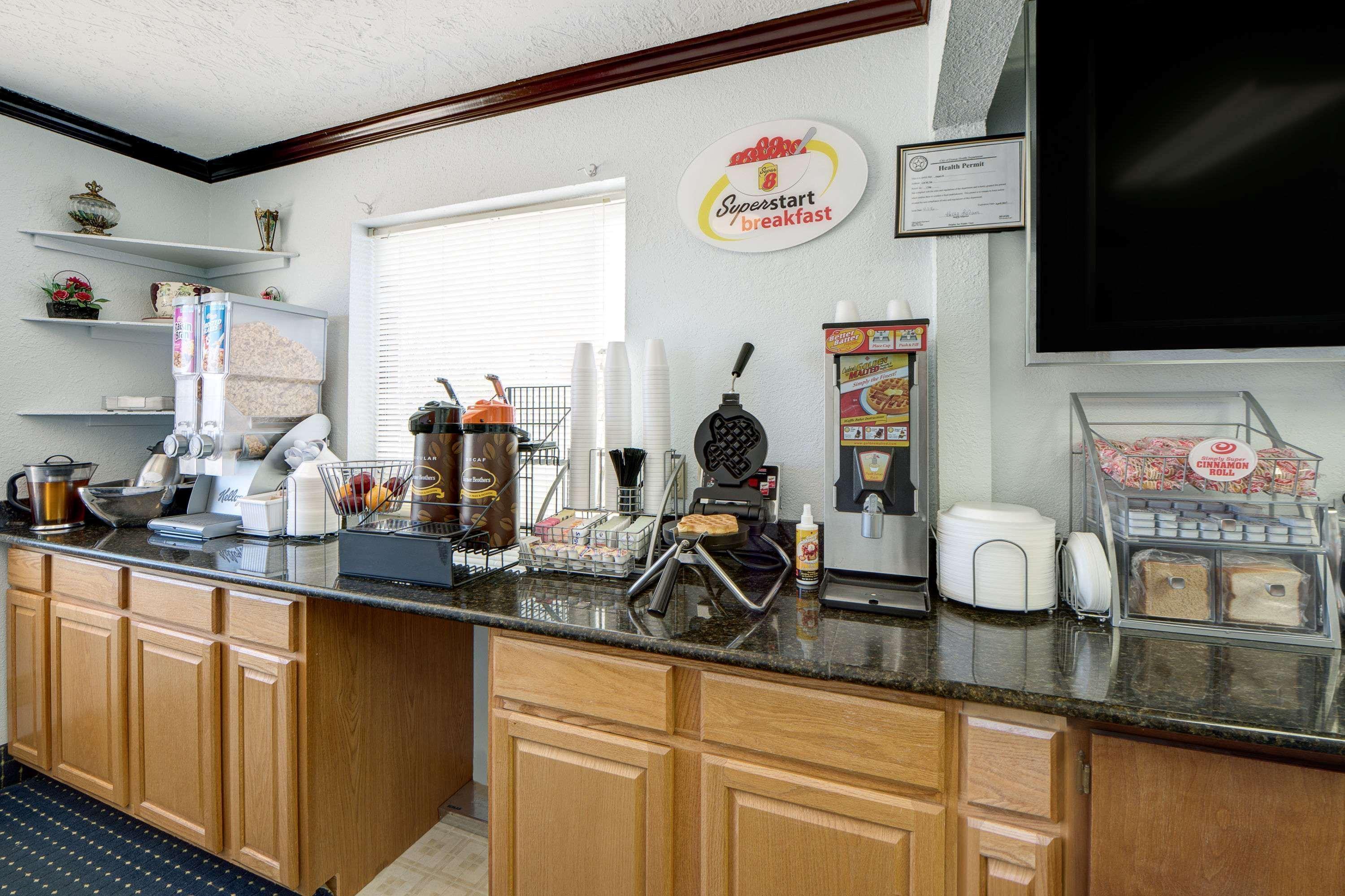 Motel Super 8 By Wyndham Dumas Tx Esterno foto